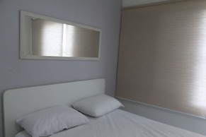 Pé na areia do Guarujá - Praia do Tombo (12F)