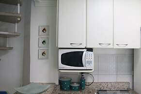 Pé na areia do Guarujá - Praia do Tombo (12F)