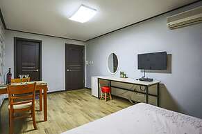 Kyung-po Stone Valley