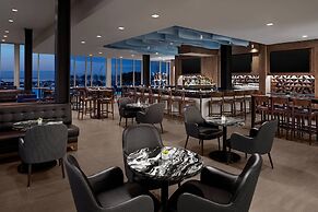 Delta Hotels by Marriott Thunder Bay