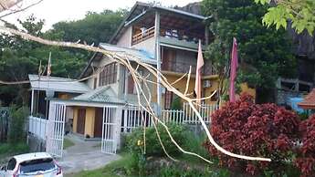 Deer Point Hotel Kandy