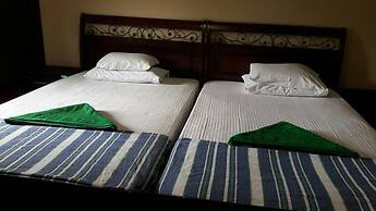 Deer Point Hotel Kandy