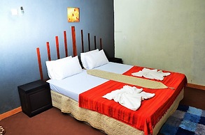 Deer Point Hotel Kandy