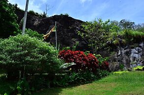 Deer Point Hotel Kandy