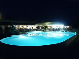 Camping Les Lacs de Courtes - Chalets