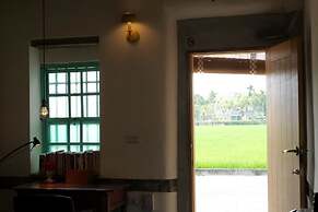 Yellow and Black Guesthouse