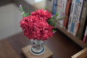 Yellow and Black Guesthouse