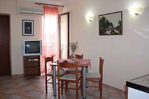 Apartments Blato-J