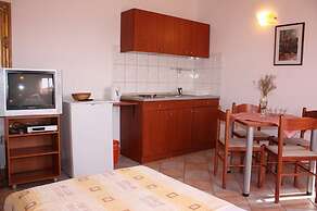 Apartments Blato-J