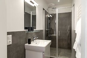 Luxx City Apartments & Suites