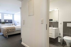 Luxx City Apartments & Suites