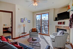 Highland Greens Lodge 305 3 Bedroom Condo by RedAwning