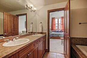 Highland Greens Lodge 305 3 Bedroom Condo by RedAwning