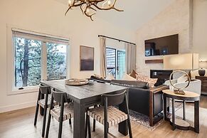 Lances West 7 2 Bedroom Condo by RedAwning