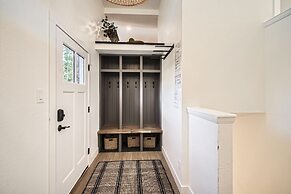 Lances West 7 2 Bedroom Condo by RedAwning