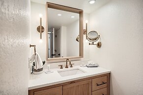 Lances West 7 2 Bedroom Condo by RedAwning