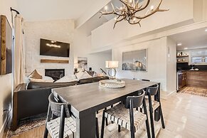 Lances West 7 2 Bedroom Condo by RedAwning