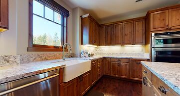 Graystone #2110 5 Bedroom Condo