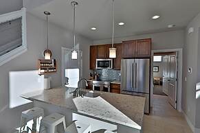 Journey Way 2 Br In Rendezvous 2 Bedroom Townhouse by Redawning