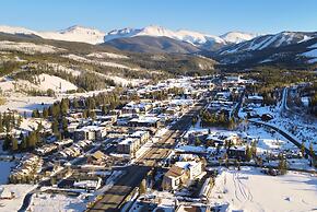 Journey Way 2 Br In Rendezvous 2 Bedroom Townhouse by Redawning