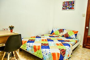 Carpe Diem 1988 Cozy Room