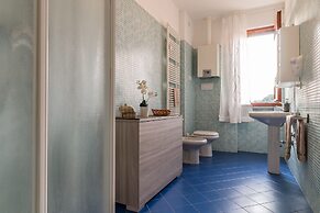 Basilica Sant'Antonio at 100 meters