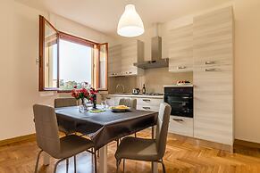 Basilica Sant'Antonio at 100 meters