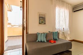 Basilica Sant'Antonio at 100 meters