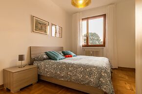 Basilica Sant'Antonio at 100 meters