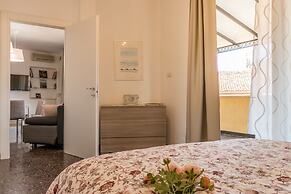 Basilica Sant'Antonio at 100 meters