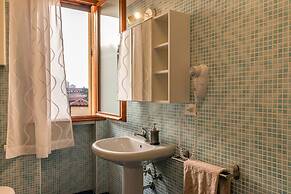 Basilica Sant'Antonio at 100 meters