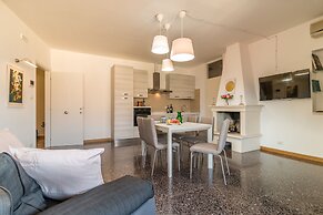 Basilica Sant'Antonio at 100 meters