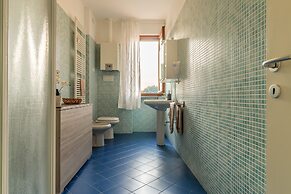 Basilica Sant'Antonio at 100 meters