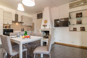 Basilica Sant'Antonio at 100 meters