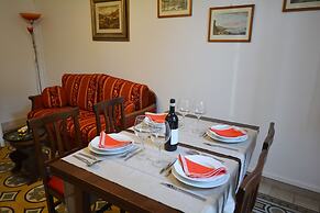 Colonna Apartment with Terrace