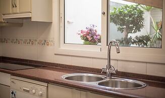 Apartamentos Montserrat