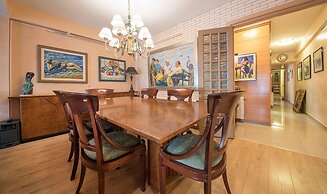 Apartamentos Montserrat