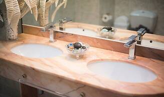 Apartamentos Montserrat