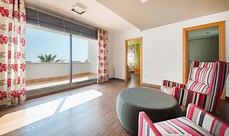 Villa Déjà Vu with stunning sea views