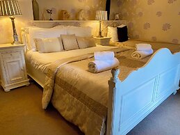 The Castle House Luxury Bed & Breakfast