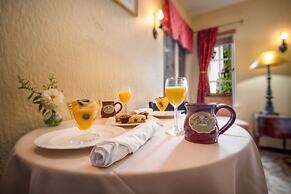 Candlelight Inn Napa Valley