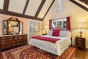 Candlelight Inn Napa Valley