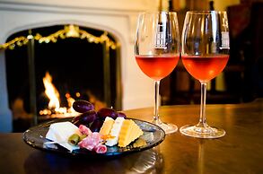 Candlelight Inn Napa Valley