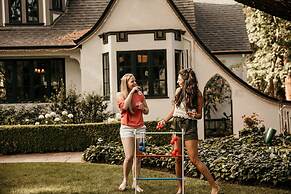 Candlelight Inn Napa Valley