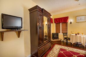 Candlelight Inn Napa Valley