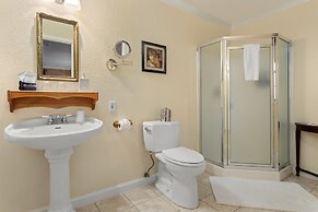 Candlelight Inn Napa Valley