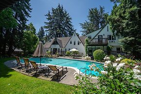 Candlelight Inn Napa Valley