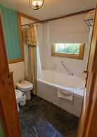 Arrayan Lake View Mountain Lodge & Casa De Te Arrayan