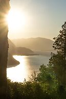 Arrayan Lake View Mountain Lodge & Casa De Te Arrayan