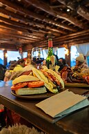 Arrayan Lake View Mountain Lodge & Casa De Te Arrayan